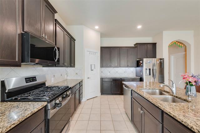 Building Photo - 4404 Bayport Dr