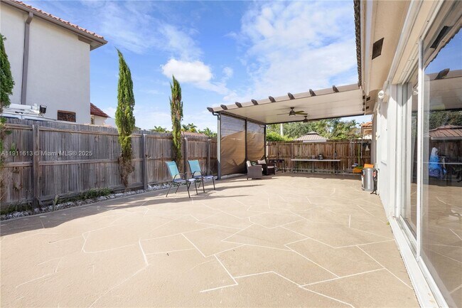 Building Photo - 8218 SW 163rd Pl