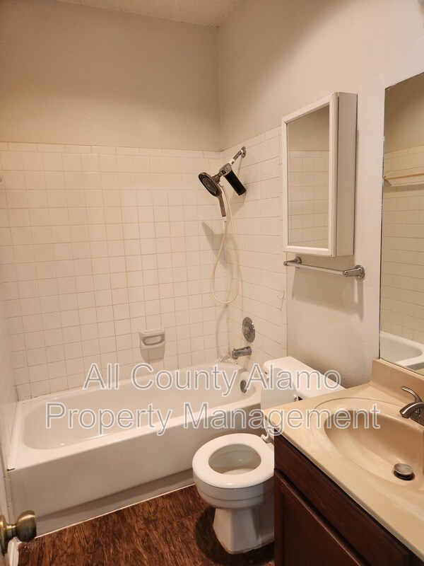 Building Photo - 3443 Ridge Smoke