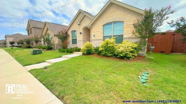 Building Photo - $2,300 - 4bed/ 2Bath - Stunning house in F...