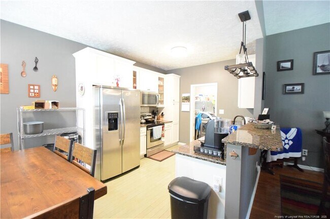 Building Photo - 187 Lakewind Ct