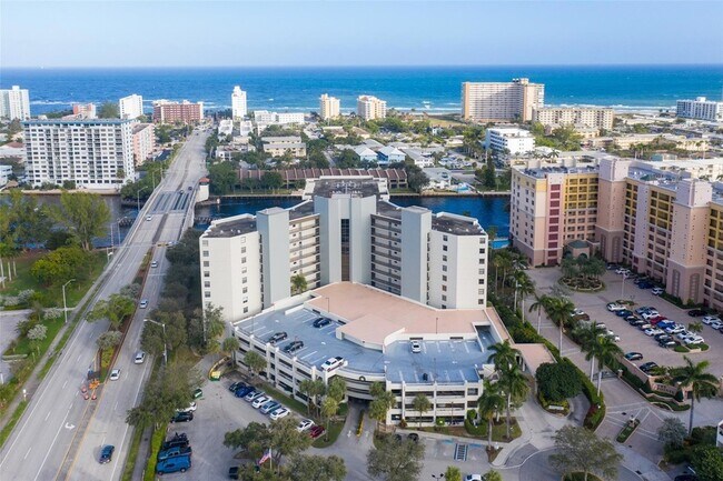 Building Photo - 2900 NE 14th Street Causeway