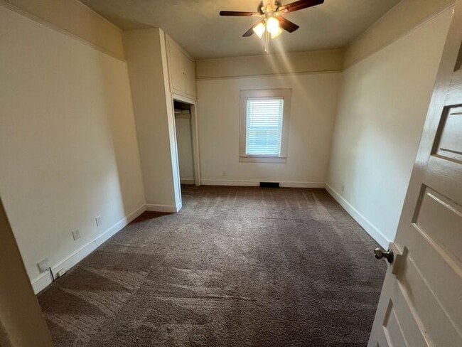 Building Photo - 2 Bed 1 Bathroom Home in Downtown Greenvil...