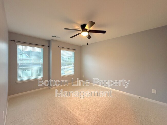 Building Photo - 13450 Savannah Point Dr