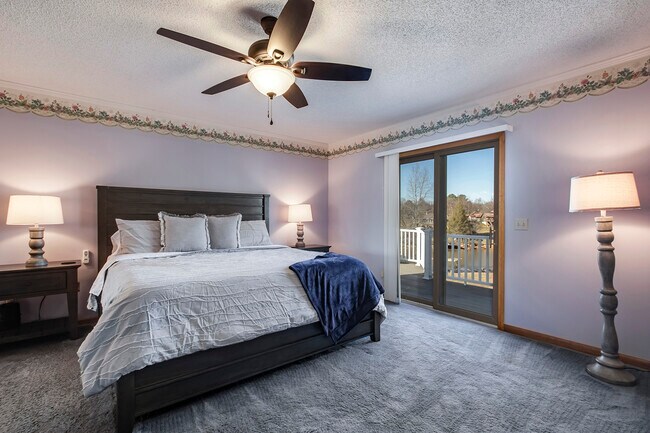 Building Photo - 131 Corn Tassel Shores