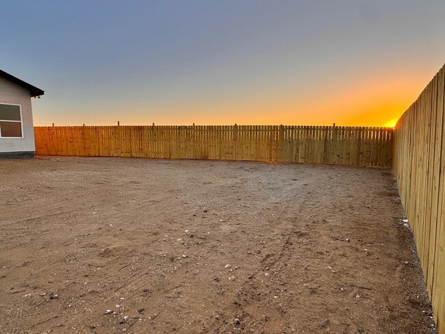 Building Photo - 6702 El Bosal Ln