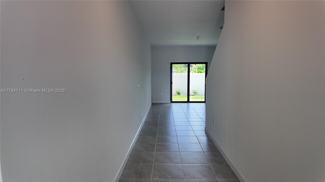 Building Photo - 3016 Park Pl
