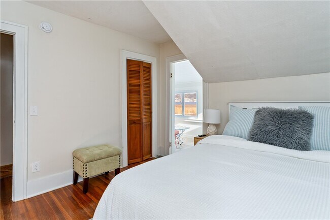 Building Photo - 1350 Bay Shore Blvd