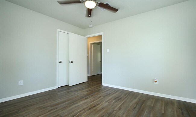 Building Photo - 6326 Guadalupe St