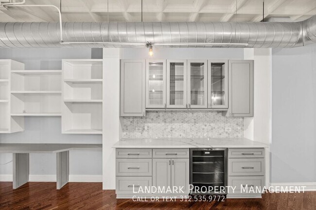 Building Photo - 1307 S Wabash Ave