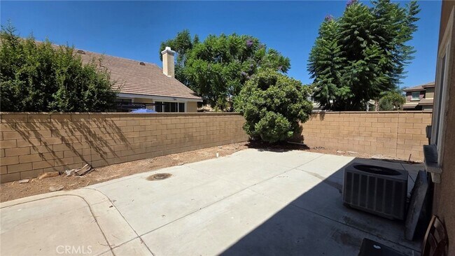 Building Photo - 12432 Celebration Dr