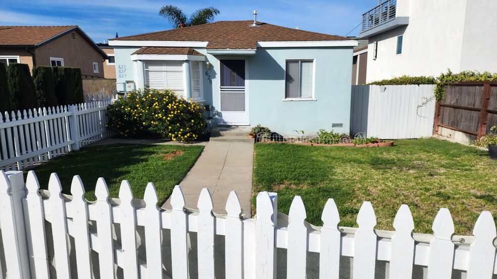 Building Photo - 625 Prospect Ave