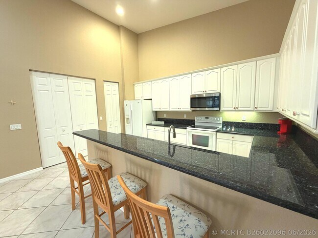 Building Photo - 6510 Oxford Cir