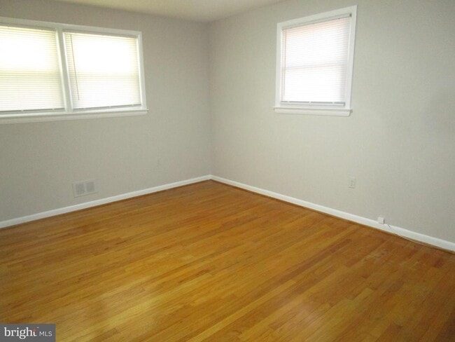 Building Photo - 4604 Westridge Pl