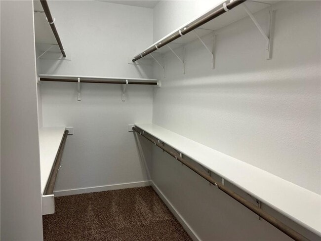 Building Photo - 4720 Vaughan St