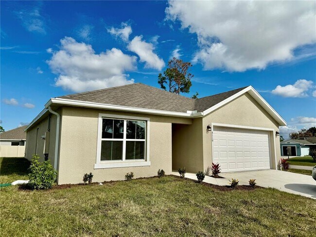 Building Photo - 4110 Targee Ave