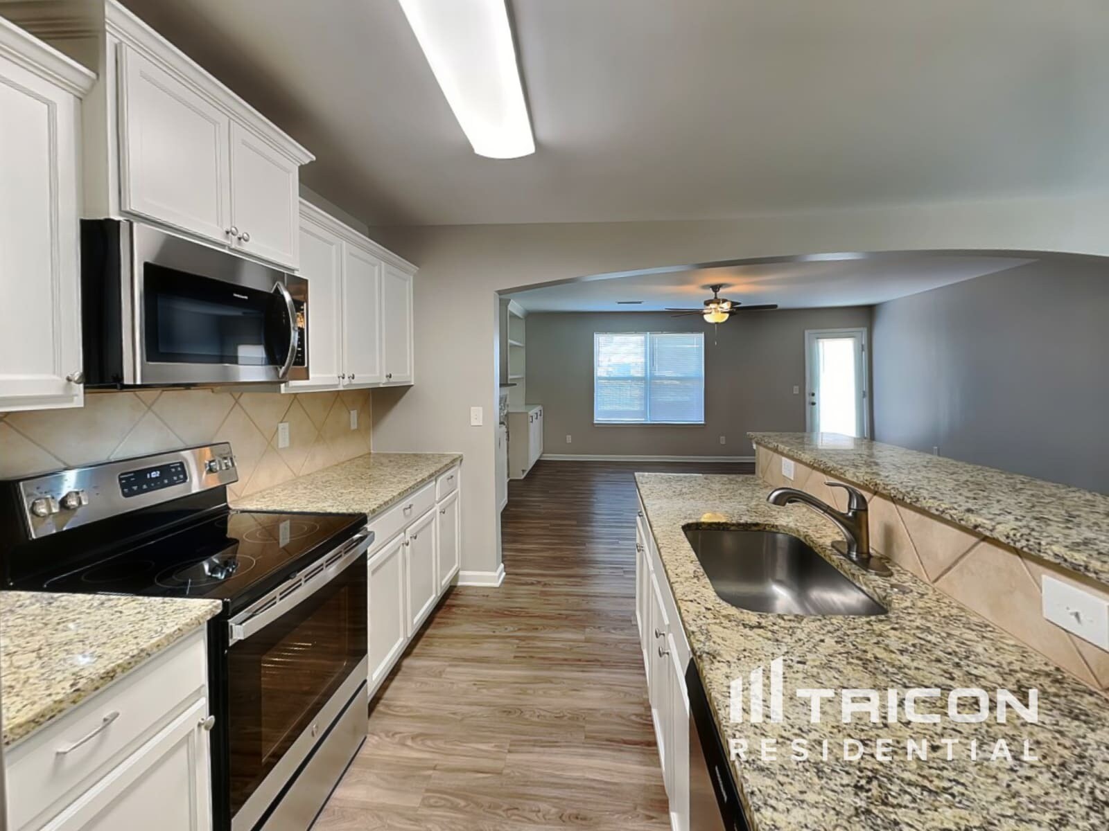 Building Photo - 120 Altondale Dr