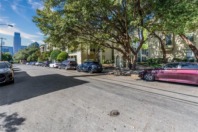 Building Photo - 3105 San Jacinto St