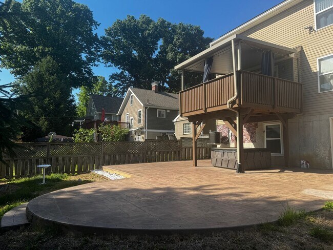 Building Photo - 3 Bedroom Single Family Home in Cincinnati