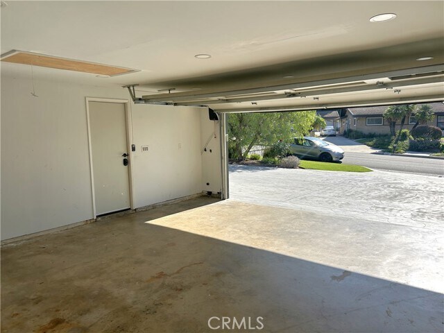 Building Photo - 3541 Shouse Ave