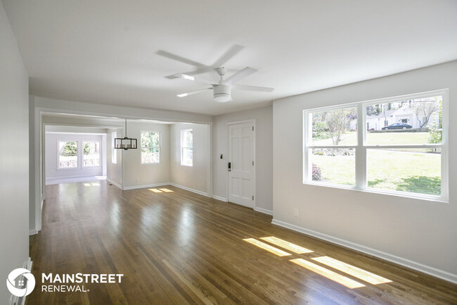 Building Photo - Welcome Home!