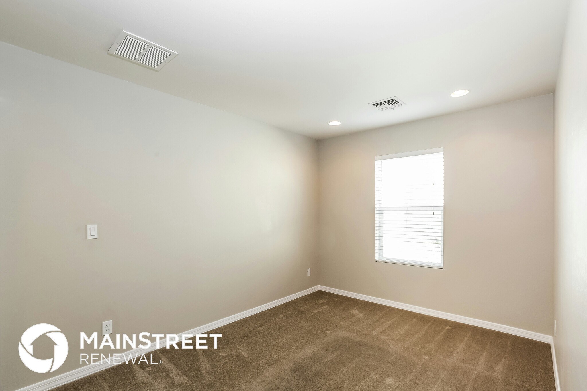 Building Photo - 2000 N 36th St