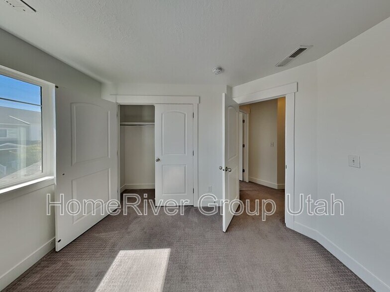 Building Photo - 3628 W 2330 N