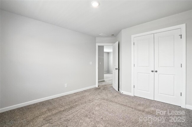 Building Photo - 125 Cedar Knoll Cir
