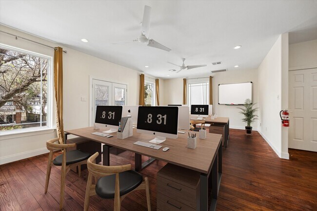 Building Photo - 4011 Garrott St