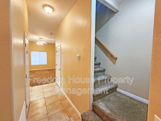 Building Photo - 1421 Star Rd