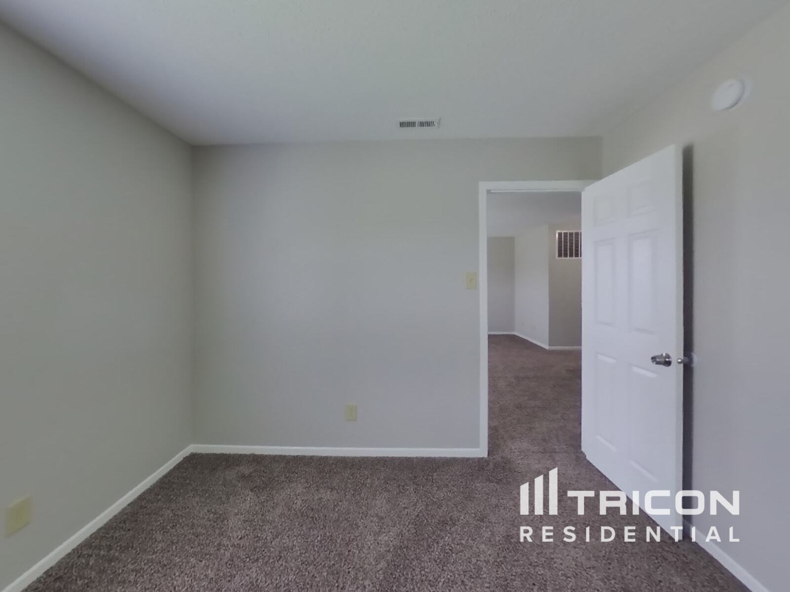 Building Photo - 10823 Firefly Cir
