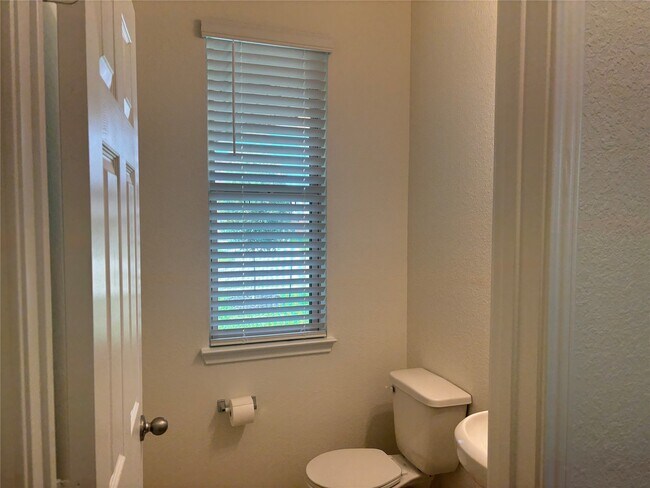 Building Photo - 4821 Vida Vis Dr