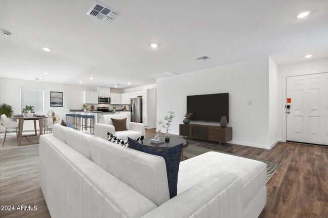 Building Photo - 7922 Magic Dr