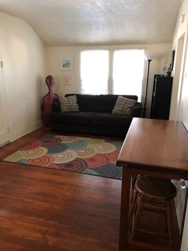 Building Photo - Jeffrey and Foothill Properties