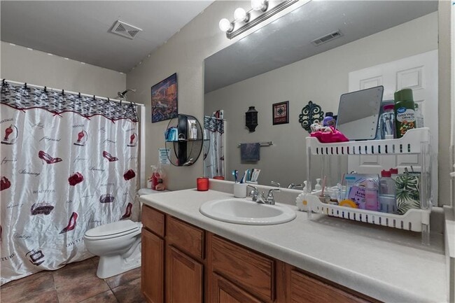 Building Photo - 258 Graystone Cir
