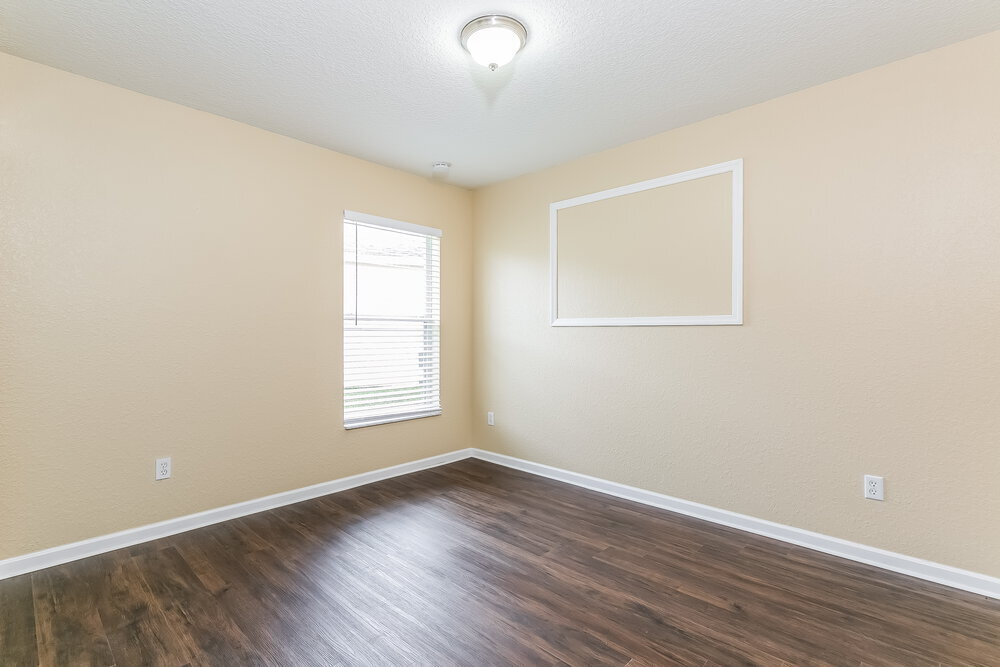 Building Photo - 2350 Meadow Oak Cir