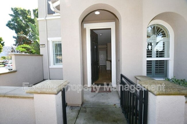 Building Photo - 3395 Shadetree Way