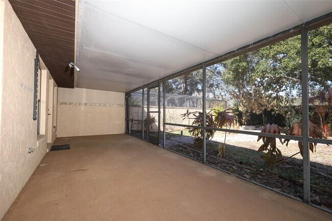 Building Photo - 2021 Arbor Way