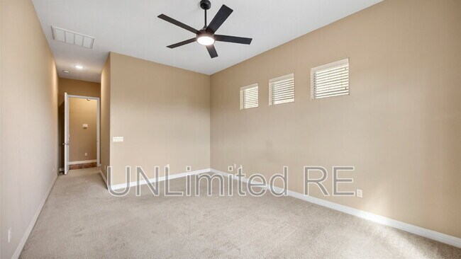 Building Photo - 5641 N Teaberry Ln