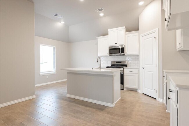 Building Photo - 9113 NW 127th St