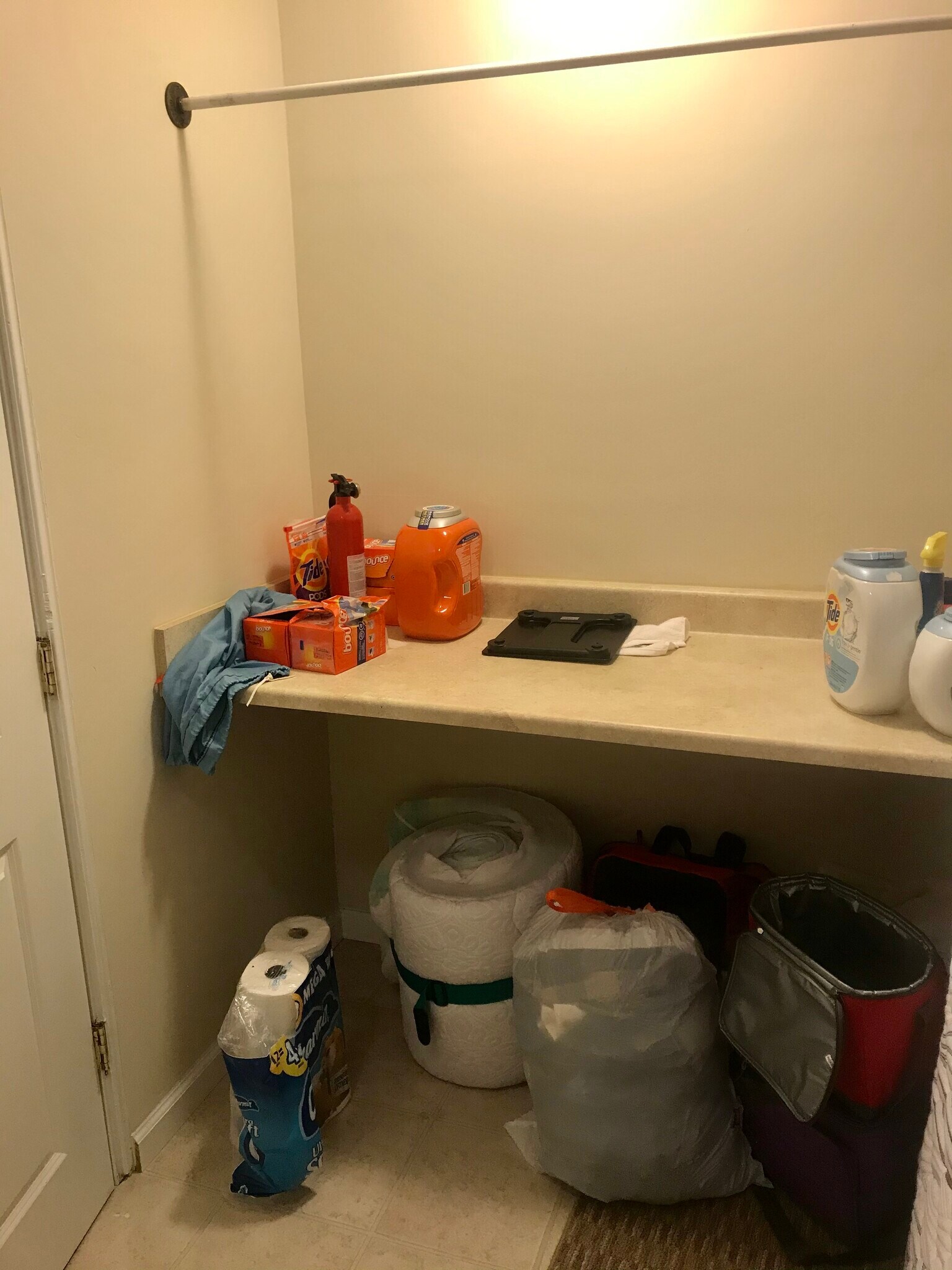 Laundry room - 526 St Paul St