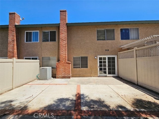 Building Photo - 5386 Villa Way