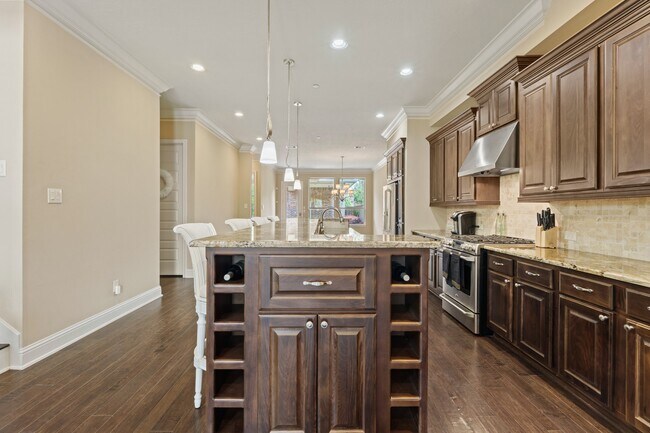 Building Photo - 534 Imperial Blvd