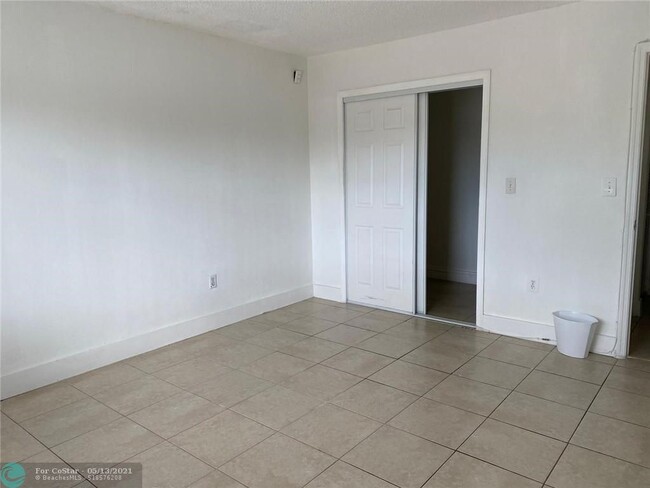Building Photo - 21478 NW 40th Cir Ct