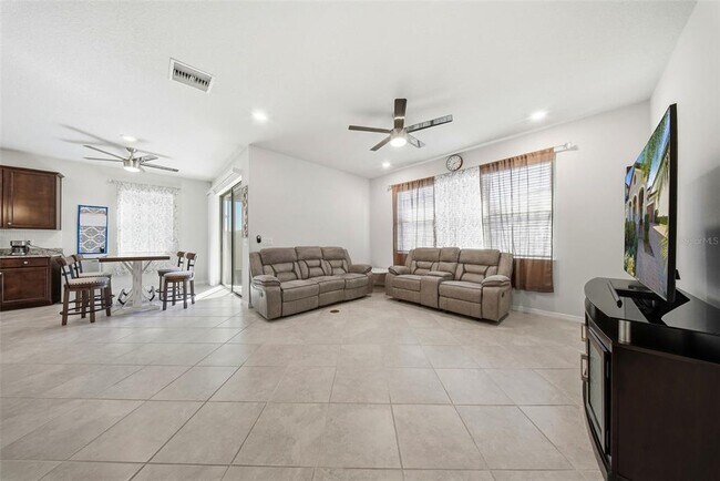 Building Photo - 18930 Willowmore Cedar Dr