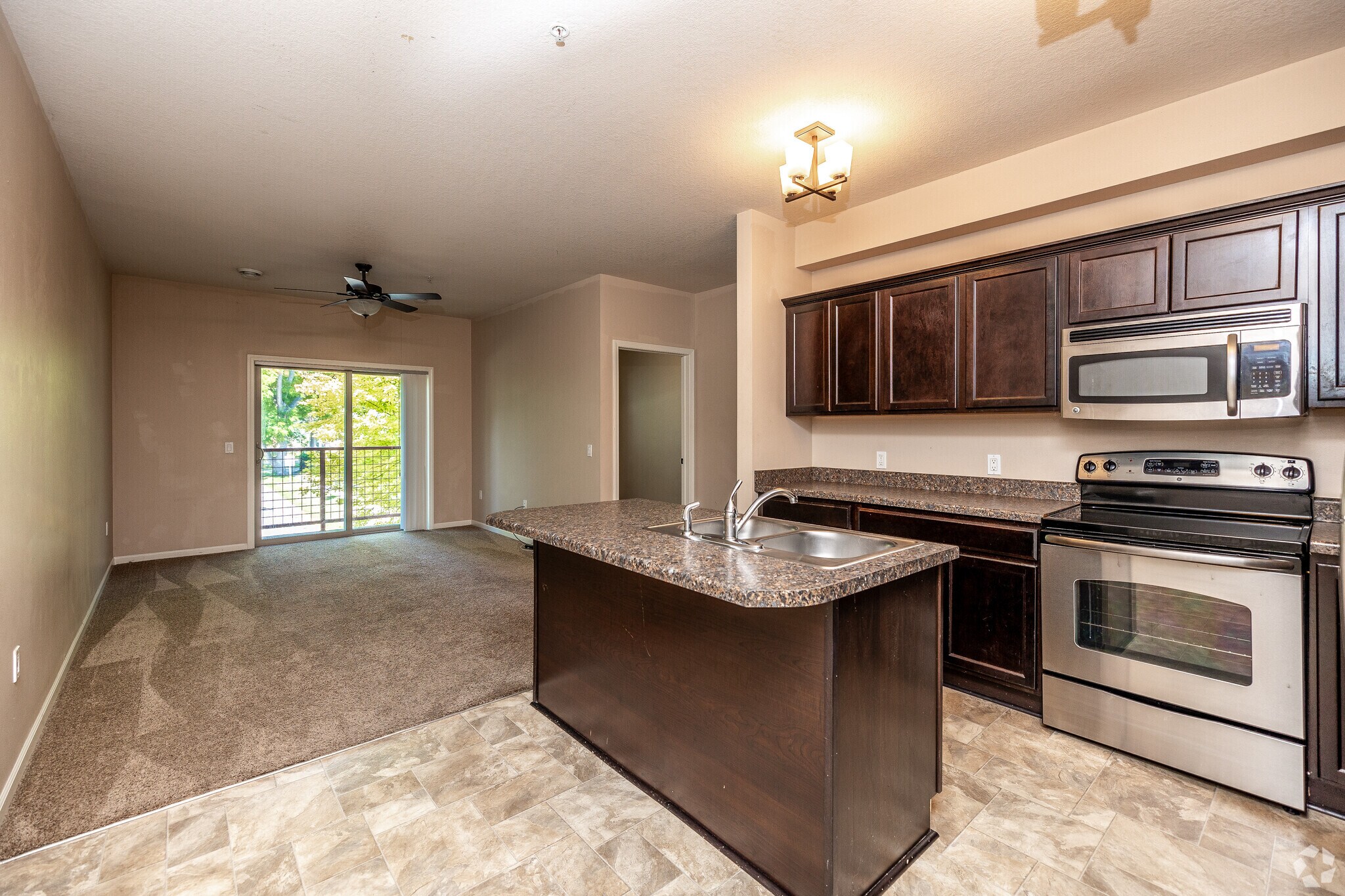 444 Welch 444 Welch Ave Ames IA 50014 Apartment Finder