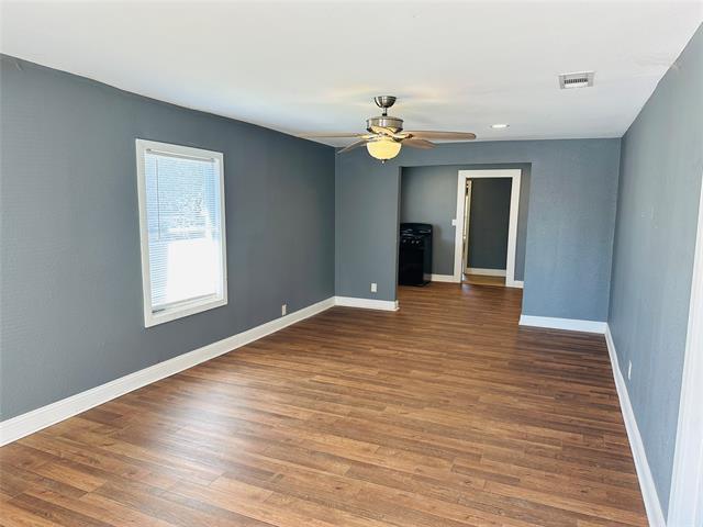 Building Photo - 2801 Ennis Ave