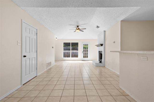 Building Photo - 217 N Bugle Dr
