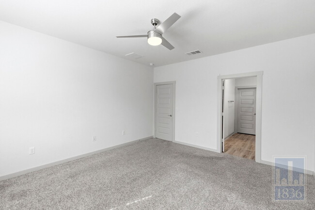 Building Photo - 8129 Linnie Ln