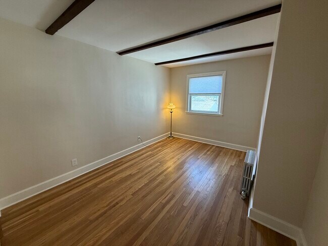 Building Photo - 19 Chauncey St